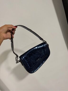 Guess Patent Leather Shoulder Bag in Dark Blue